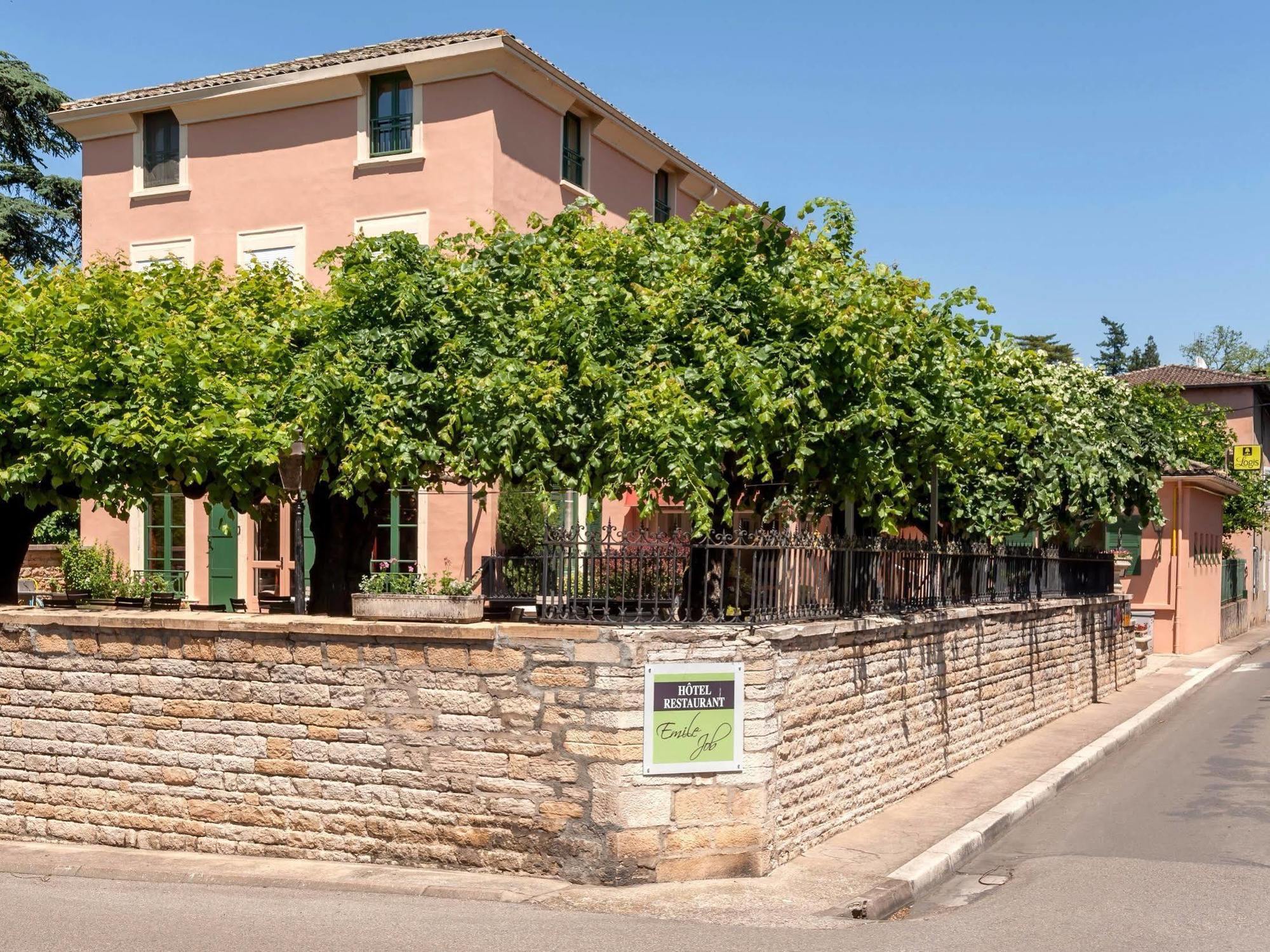 Hotel Restaurant Emile Job Montmerle-sur-Saone Bagian luar foto
